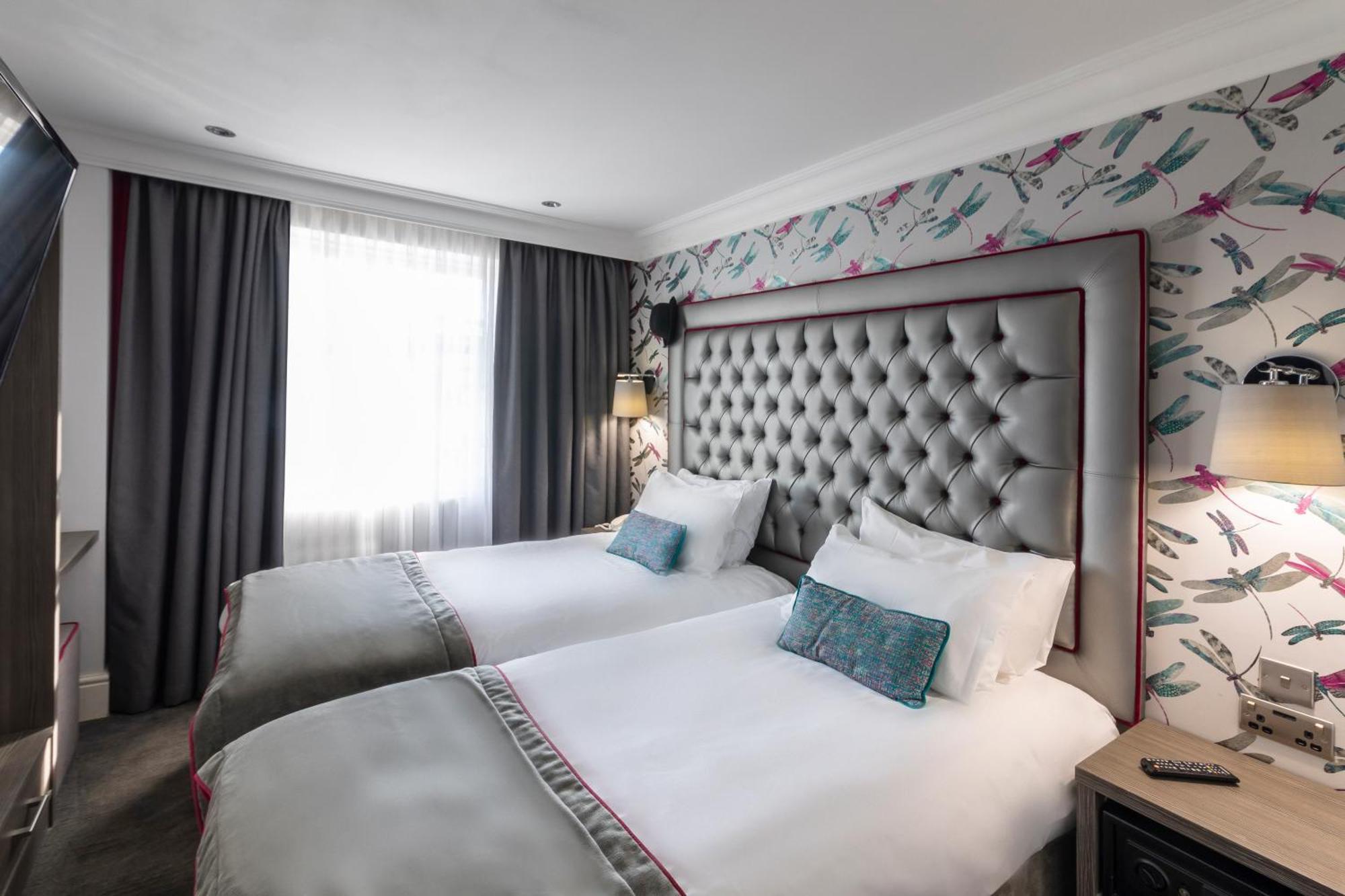 The Beverley Hotel London - Victoria Экстерьер фото